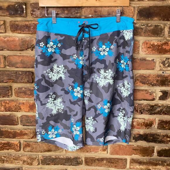 Red Camel Gray Blue Tropical Floral Hawaiian Swim Trunks Bathing Suit Size 32 - Picture 1 of 5